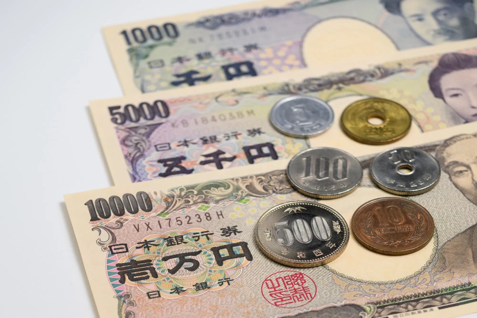 Japan’s Fragile Yen: Surging Oil Prices Threaten to Undo Tokyo’s Recovery